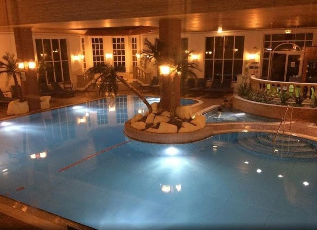 Sprowston Manor Hotel, Golf & Country Club Norwich Bagian luar foto
